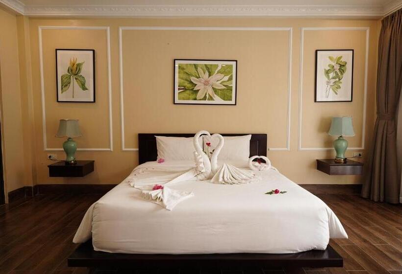 سوئیت جونیور با چشم‌انداز کوهستان, Lalita Tam Coc Resort & Spa