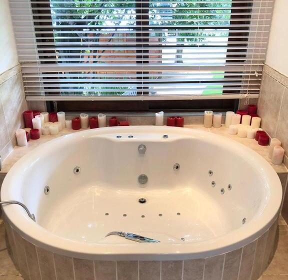Люкс, Fm Guest Lodge Comfort, Tranquility & Peace Of Mind