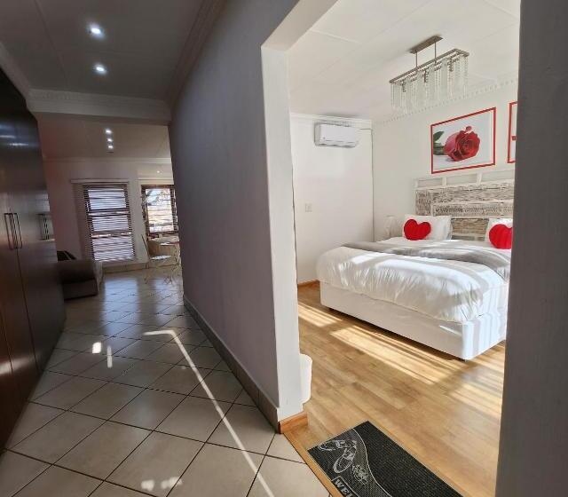 Люкс, Fm Guest Lodge Comfort, Tranquility & Peace Of Mind