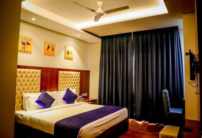 Номер Deluxe, Justa Palampur Resort & Convention Centre