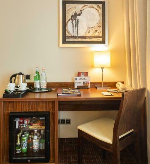 اتاق استاندارد یک نفره, Avalon Hotel & Conferences