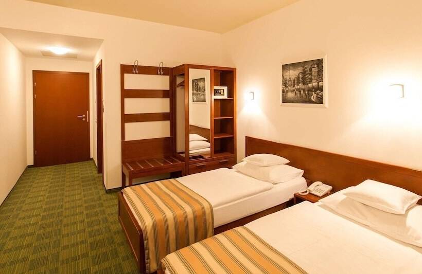 اتاق راحتی, Best Western Airport Hotel Stella