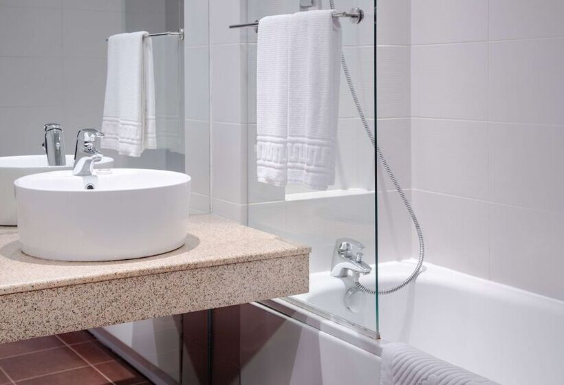 Номер Superior Вид на Город, Metropolitan Hotel Sofia, A Member Of Radisson Individuals