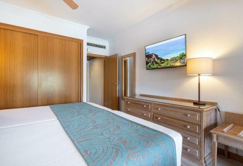 Семейный Номер Вид на Бассейн, 3hb Guarana - All Inclusive