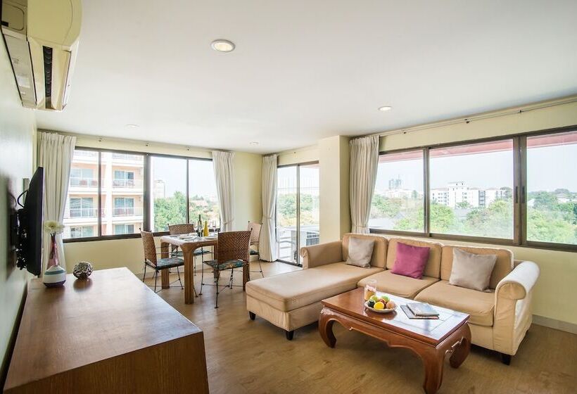 Family Suite, Bella Villa Metro