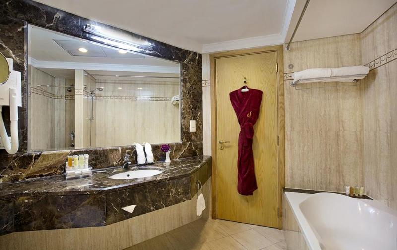 Номер Deluxe, City Seasons Hotel Dubai