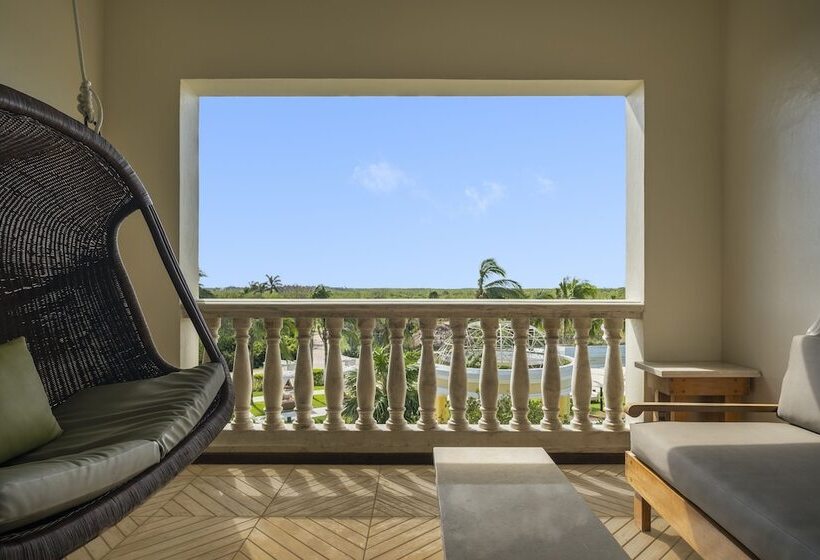 Люкс Вид на Бассейн, JOIA Paraíso by Iberostar - Adults Only