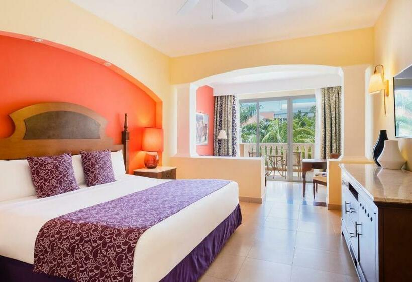 سوییت جونیور, Iberostar Selection Rose Hall Suites