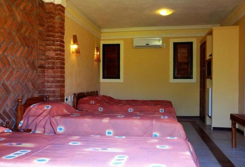スタンダード４人部屋, Privillage Praia Pousada De Charme