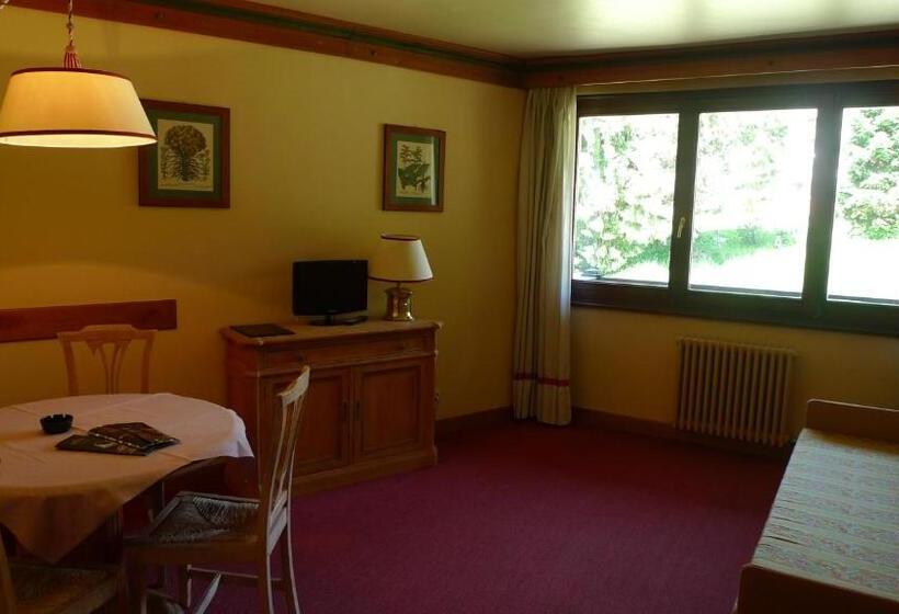 سوییت جونیور, Rta Hotel Catturani