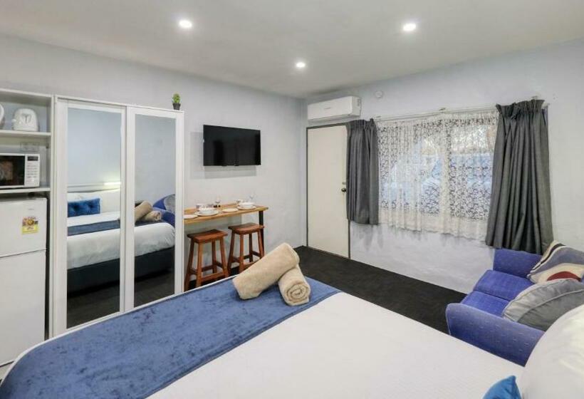 이코노미 룸, Parkes Federation Motel