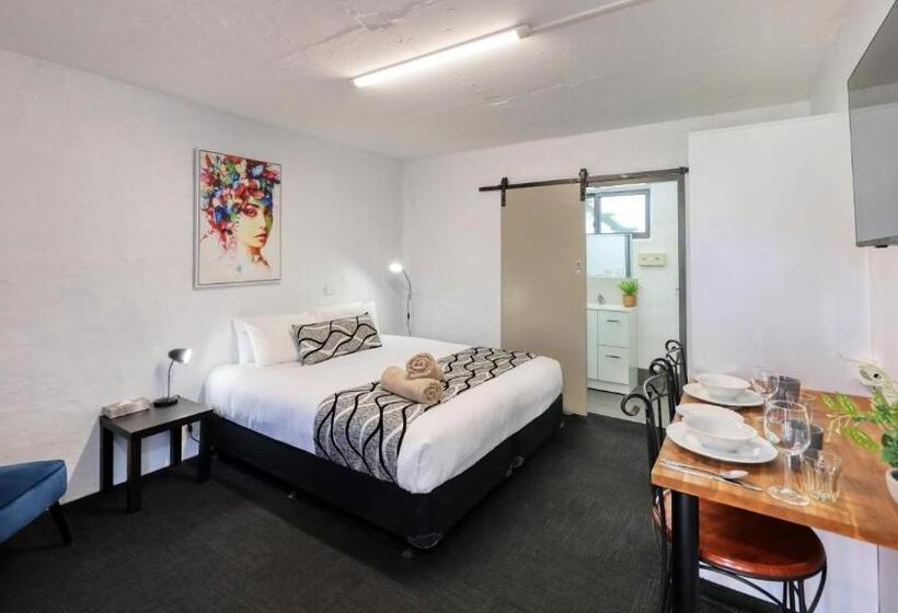 스탠다드 룸 킹사이즈 침대, Parkes Federation Motel