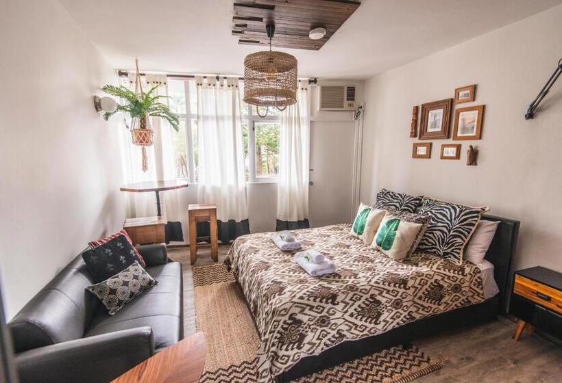 Студио Стандарт с Балконом, Manly Waves Studios & Apartments