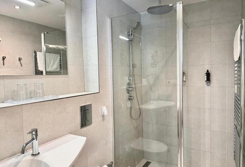 带阳台套房, Wellness Penzion Lázně Kvilda