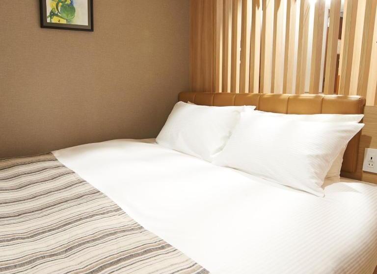 Номер Deluxe, Quintessahotel Tokyohaneda Comic&books