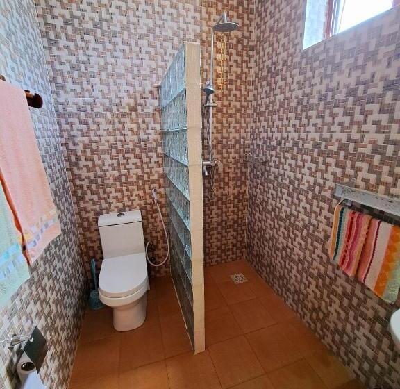 Номер Стандарт с Балконом, Mimi Na Wewe Villa