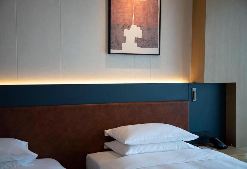 带大床的标准间, Hyatt Regency Ningbo Hangzhou Bay
