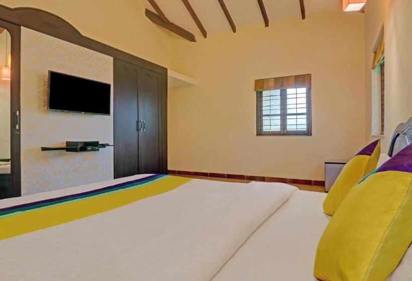 Номер Deluxe, Itsy Hotels Vailankanni Natures Inn