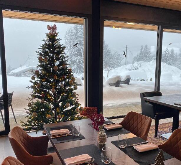 1-Bedroom Superior Chalet, Woodland Village Anzère