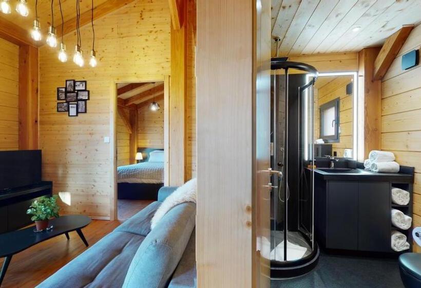 1-Bedroom Superior Chalet, Woodland Village Anzère