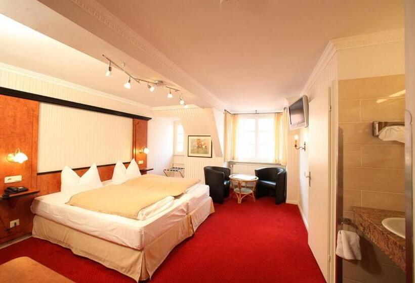 Номер Стандарт, Gästehaus Plönlein   Hotel Goldener Hirsch Rothenburg
