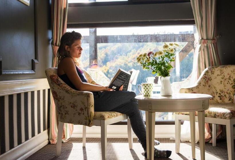 디럭스 룸 산전망, Akasha Retreat