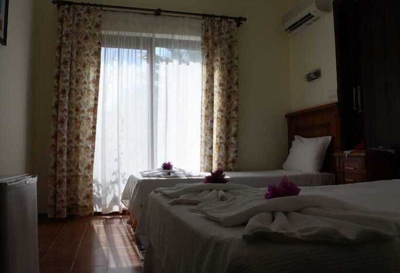Номер Deluxe Вид на Море, Castelino Akyarlar Butik Otel