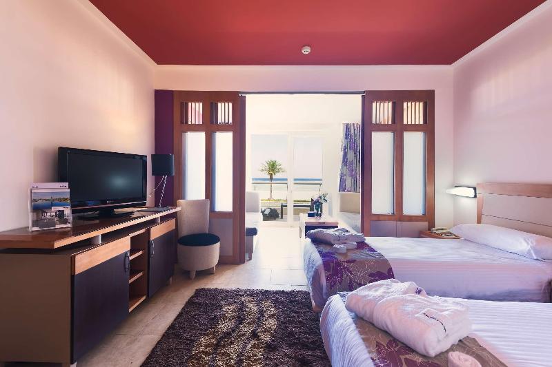 اتاق خانوادگی با چشم‌انداز دریا, Barceló Tiran Sharm