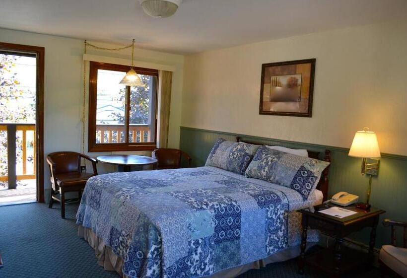 标准间带阳台, Kancamagus Lodge