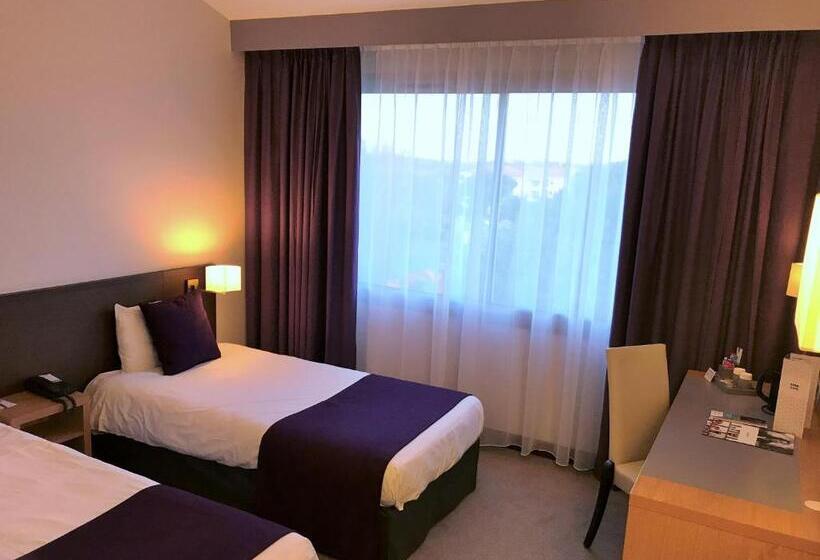 Номер Стандарт, Mercure Toulouse Aéroport Golf De Seilh