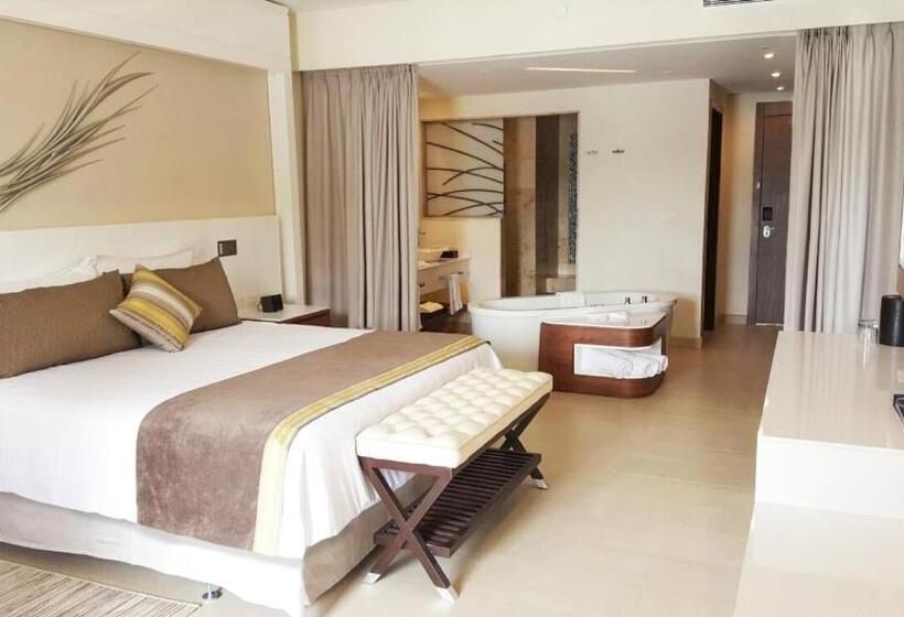 سوییت خانوادگی, Royalton Saint Lucia, An Autograph Collection - All Inclusive Resort