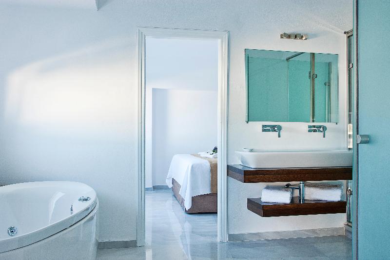 Люкс Superior, Canaves Ena   Small Luxury Hotels Of The World