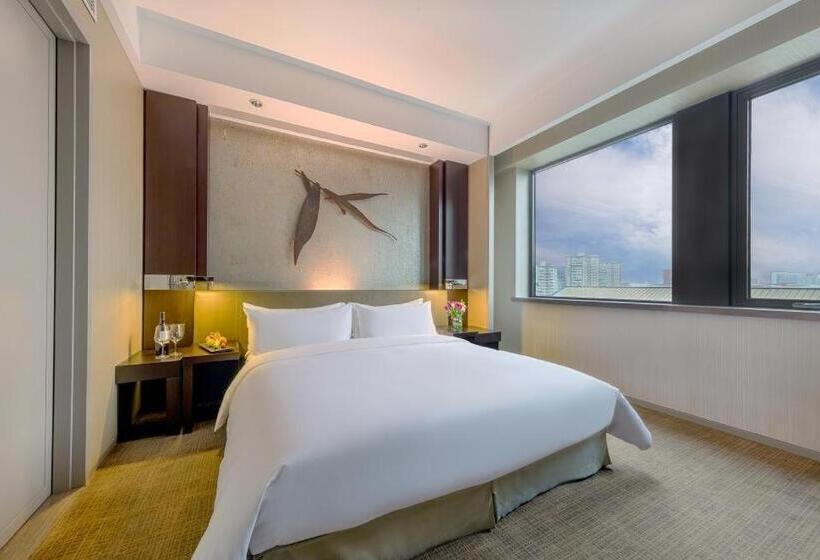 Quarto Classe Business, Shanghai Parkyard