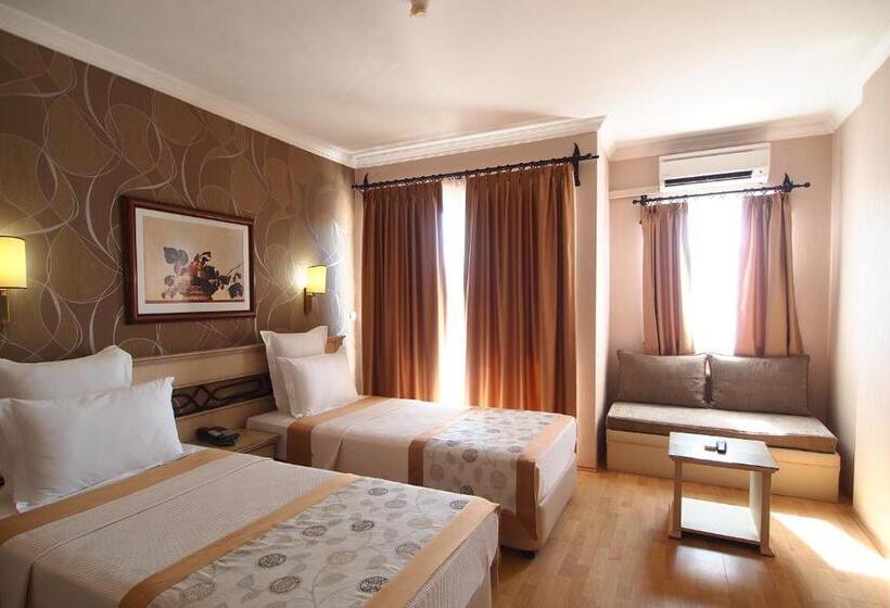 Семейный Номер, Romance Beach