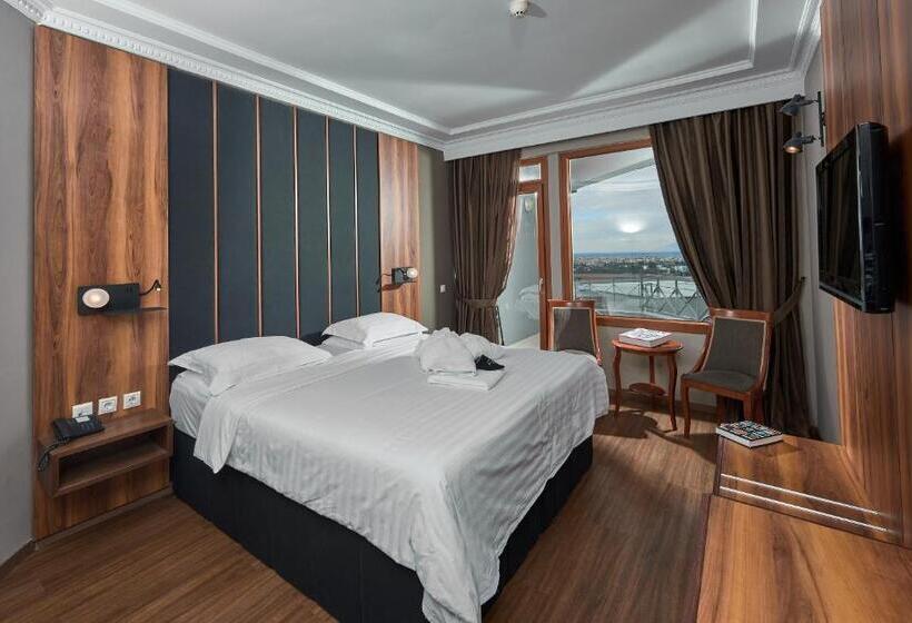 غرفة قياسية مطلّة علي البحر, Royal Hotel Thessaloniki