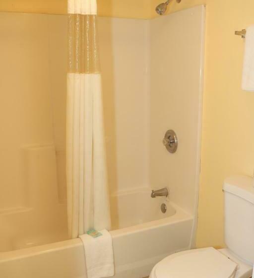 キングサイズベッドのデラックスルーム, Shining Light Inn & Suites