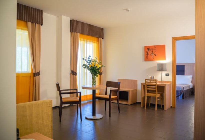 اتاق سوپریور سه تخته, Voi Baia Di Tindari Resort