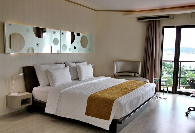프리미엄 룸, Pattaya Discovery Beach Hotel   Sha Extra Plus