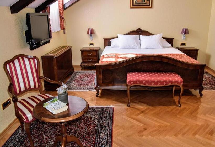 اتاق سوپریور, Boutique Hotel Kazbek