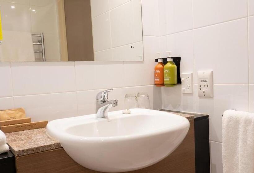 Люкс Кровать Кинг, Holiday Inn Auckland Airport, An Ihg