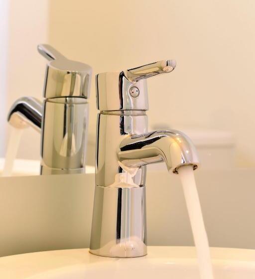 디럭스 룸 킹사이즈 침대, Ibis Melbourne Glen Waverley
