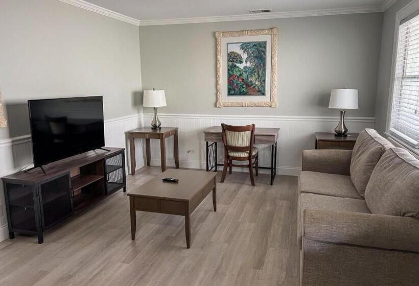 スイート, Marco Island Lakeside Inn