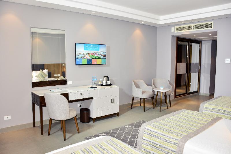 Номер Стандарт Боковой Вид на Море, Sunrise Diamond Beach Resort Grand Select