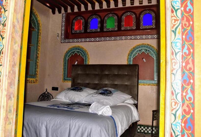 Номер Стандарт, Riad Razoli Sidi Fateh