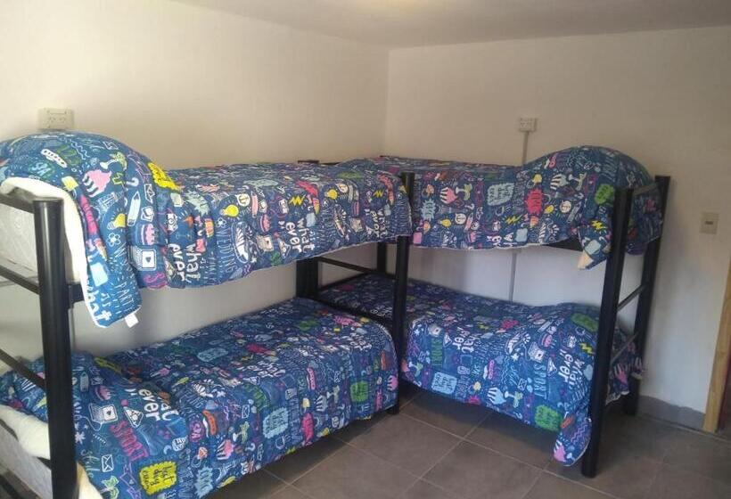 四人标准间, Temiscira Hostel