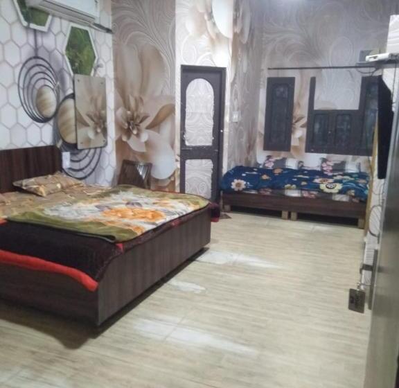 Номер Стандарт, Jogi Guest House For Families,friends Guest Facilities Fully Furnished Ac Rooms, Wifi, Lcdtvcable, A