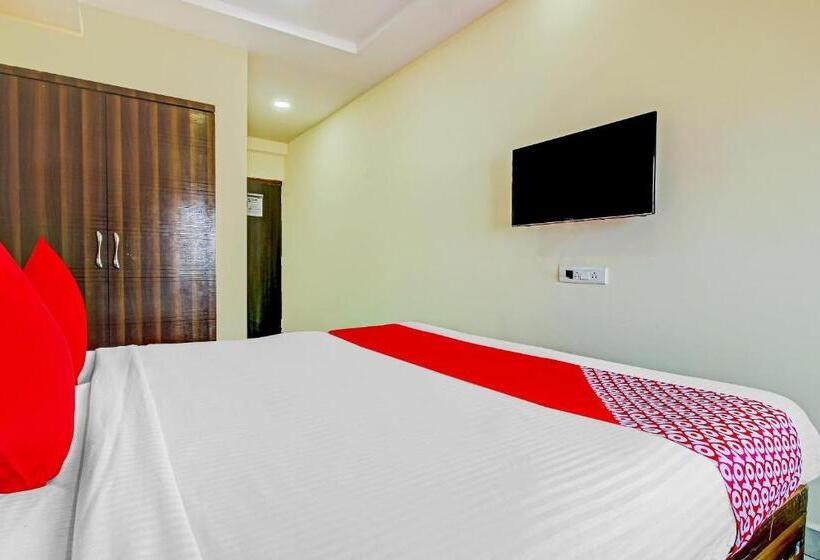 Quarto Estandar, O Adhin Residency
