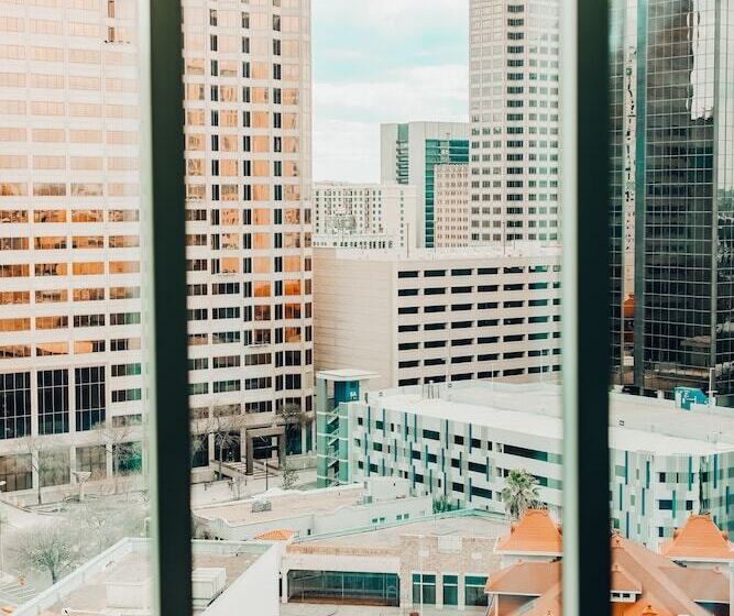 חדר סטנדרט שתי מיטות זוגיות, Thompson San Antonio   Riverwalk, By Hyatt