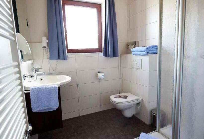 Номер Стандарт, Room And Kitchen Im Katerberg