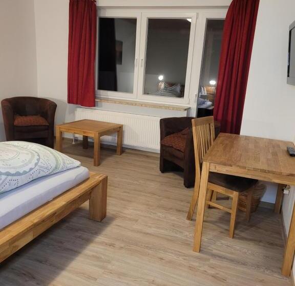 Номер Стандарт с Балконом, Room And Kitchen Im Katerberg